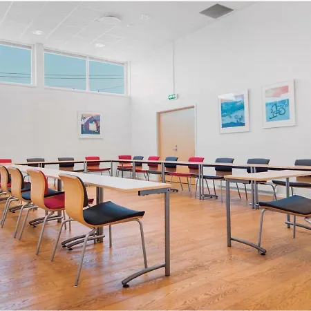 Gjovik Overnatting *